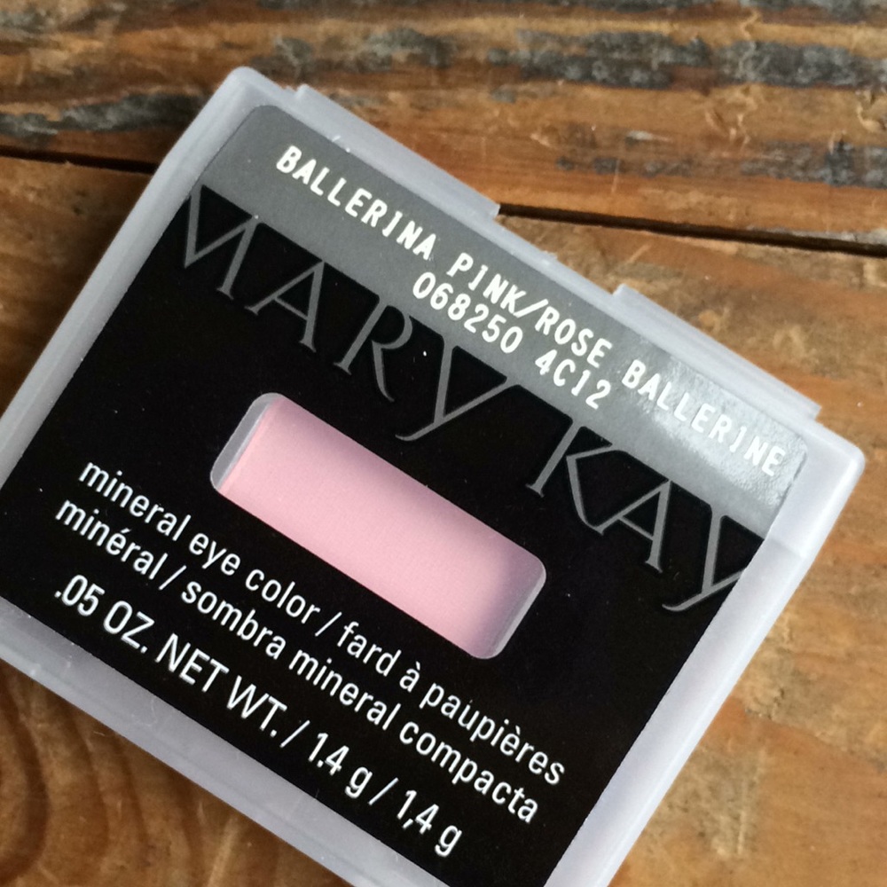 Mary Kay Mineral Eye Color in Ballerina Pink